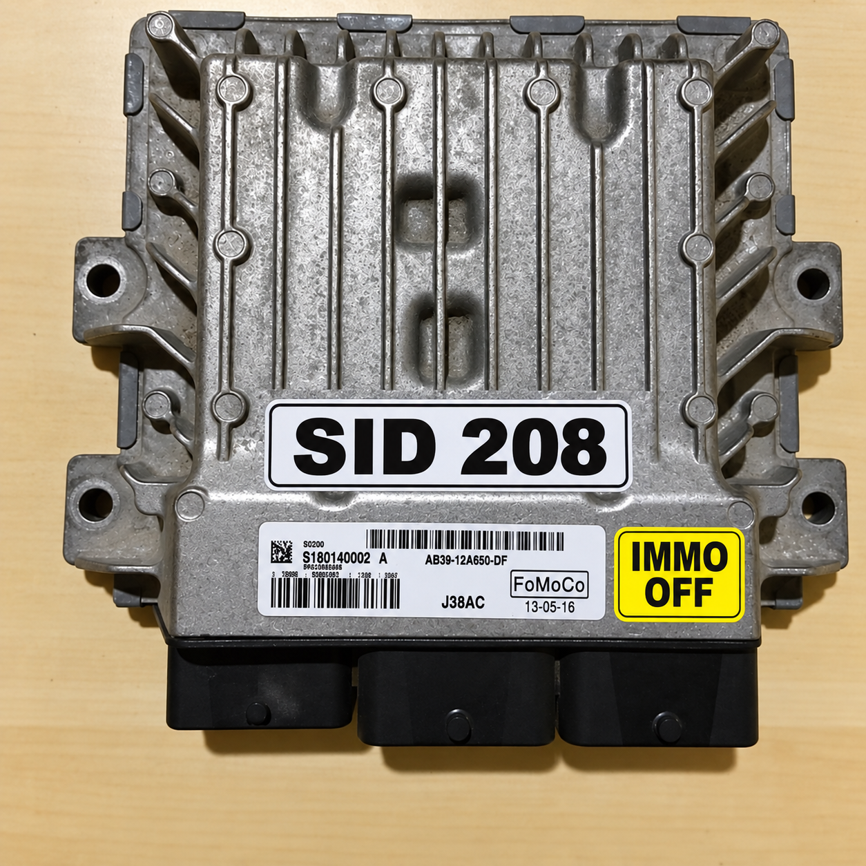 Ford Continental SID 208 ECU with IMMO OFF sticker — FoMoCo AB39-12A650-DF